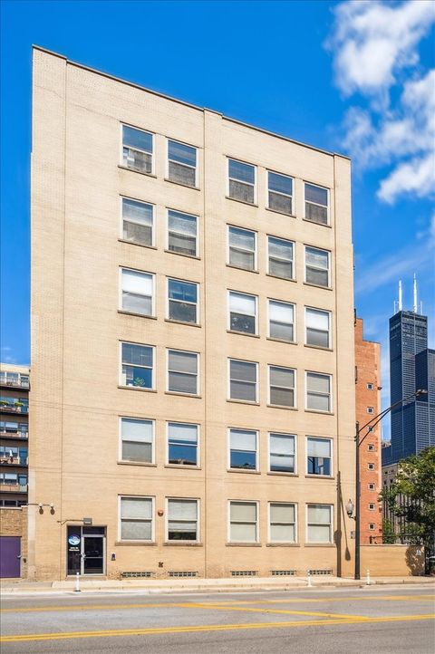 550 W Harrison Street 551 Chicago IL 60607