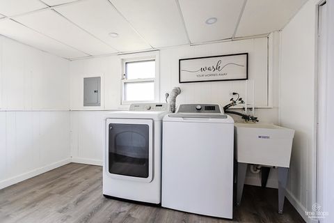 Tiny photo for 8336 Mending Wall Drive, Woodridge, IL 60517 (MLS # 12603163)