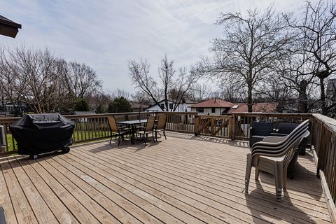 Tiny photo for 8336 Mending Wall Drive, Woodridge, IL 60517 (MLS # 12603163)