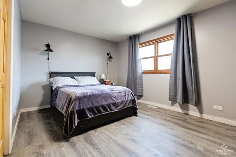 Tiny photo for 8336 Mending Wall Drive, Woodridge, IL 60517 (MLS # 12603163)