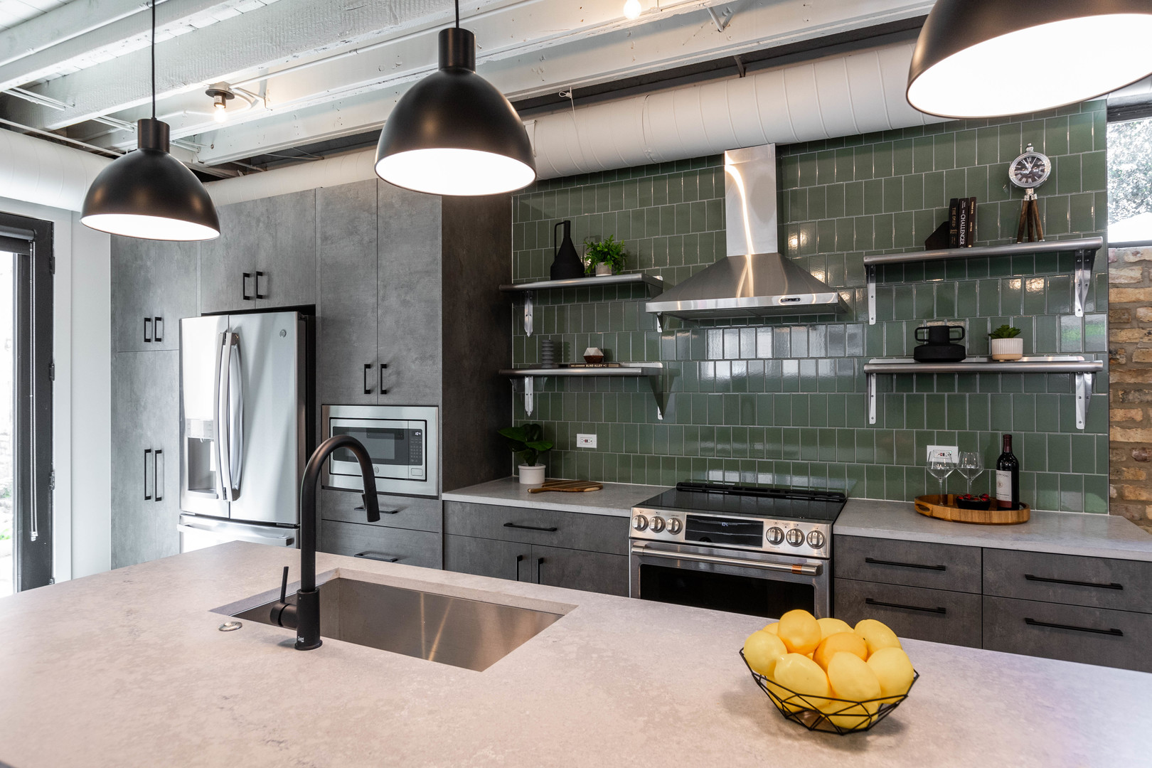 2228 N Kedzie Boulevard CH