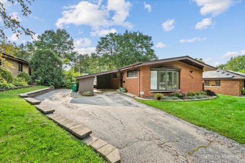 Tiny photo for 120 S Prairie Avenue, Bloomingdale, IL 60108 (MLS # 12723186)