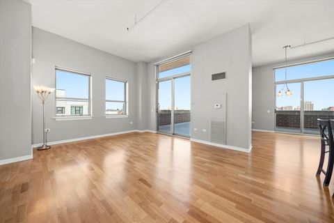Tiny photo for 437 W Division Street #901, Chicago, IL 60610 (MLS # 12476184)
