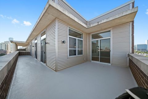 Tiny photo for 437 W Division Street #901, Chicago, IL 60610 (MLS # 12476184)