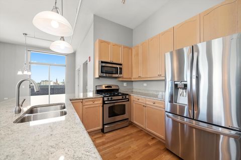 Tiny photo for 437 W Division Street #901, Chicago, IL 60610 (MLS # 12476184)