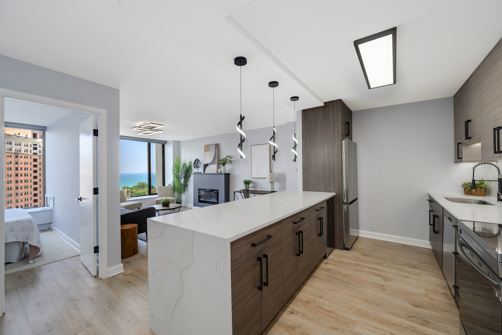 5455 N Sheridan Road 1811