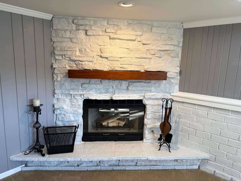 Tiny photo for 639 N Kaspar Avenue, Arlington Heights, IL 60004 (MLS # 12623246)