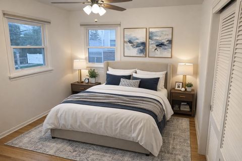 Tiny photo for 639 N Kaspar Avenue, Arlington Heights, IL 60004 (MLS # 12623246)