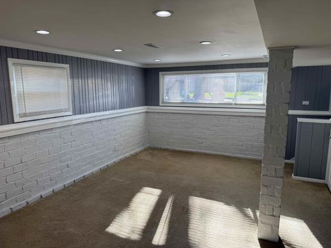 Tiny photo for 639 N Kaspar Avenue, Arlington Heights, IL 60004 (MLS # 12623246)