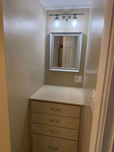 Tiny photo for 639 N Kaspar Avenue, Arlington Heights, IL 60004 (MLS # 12623246)