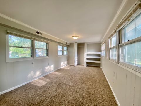Tiny photo for 317 E Schaumburg Road, Streamwood, IL 60107 (MLS # 12424986)