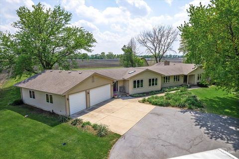 Photo of 45W251 IC Trail, Maple Park, IL 60151 (MLS # 12413489)