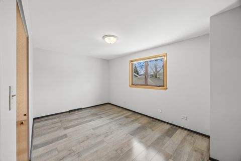 Tiny photo for 15730 Lamon Avenue, Oak Forest, IL 60452 (MLS # 12605192)