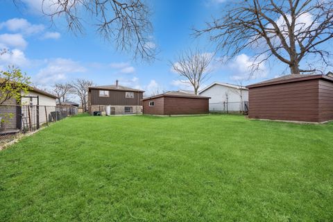 Tiny photo for 15730 Lamon Avenue, Oak Forest, IL 60452 (MLS # 12605192)