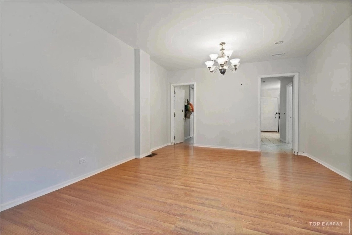 947 W 18th Street