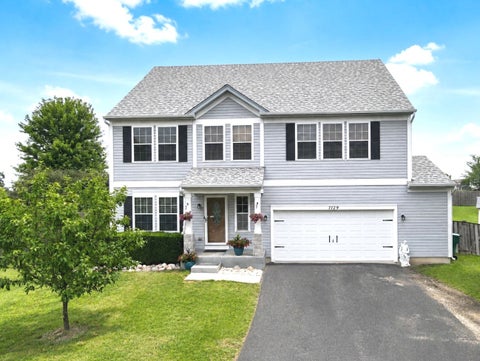 Photo of 7129 Foxview Drive, Joliet, IL 60431 (MLS # 12751233)