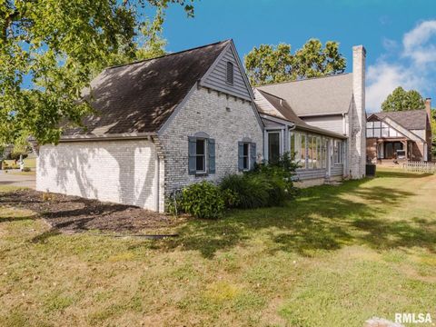 Tiny photo for 1800 Testa Drive, Marion, IL 62959 (MLS # EB459504)