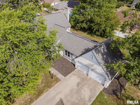 Tiny photo for 1800 Testa Drive, Marion, IL 62959 (MLS # EB459504)