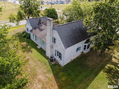 Tiny photo for 1800 Testa Drive, Marion, IL 62959 (MLS # EB459504)