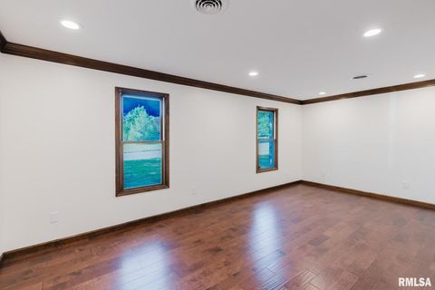 Tiny photo for 1800 Testa Drive, Marion, IL 62959 (MLS # EB459504)