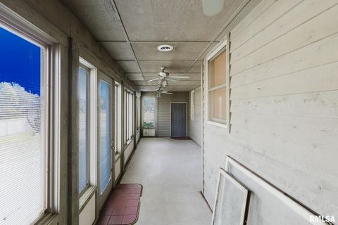 Tiny photo for 1800 Testa Drive, Marion, IL 62959 (MLS # EB459504)