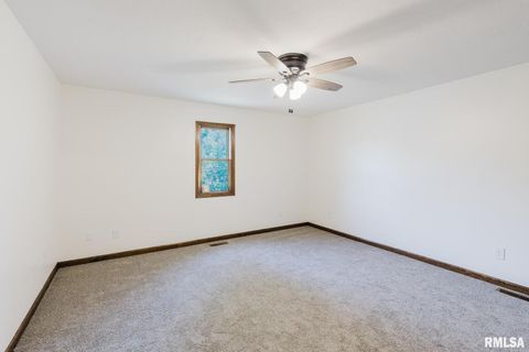 Tiny photo for 1800 Testa Drive, Marion, IL 62959 (MLS # EB459504)