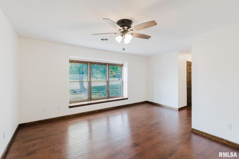 Tiny photo for 1800 Testa Drive, Marion, IL 62959 (MLS # EB459504)