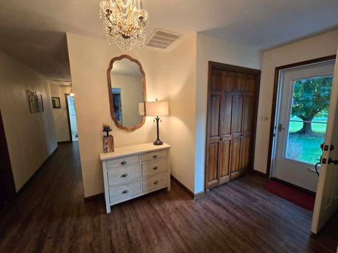 Tiny photo for 15680 N Cooks Drive, Mt Vernon, IL 62864 (MLS # 12690376)