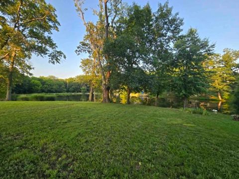 Tiny photo for 15680 N Cooks Drive, Mt Vernon, IL 62864 (MLS # 12690376)