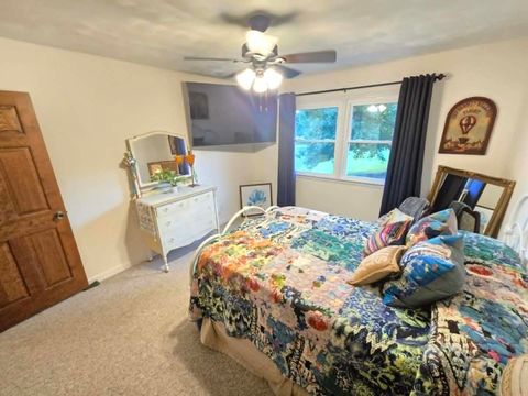 Tiny photo for 15680 N Cooks Drive, Mt Vernon, IL 62864 (MLS # 12690376)