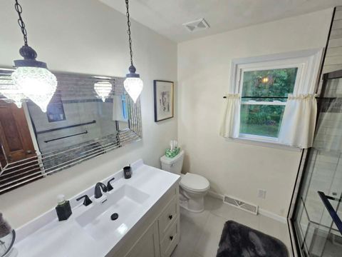 Tiny photo for 15680 N Cooks Drive, Mt Vernon, IL 62864 (MLS # 12690376)