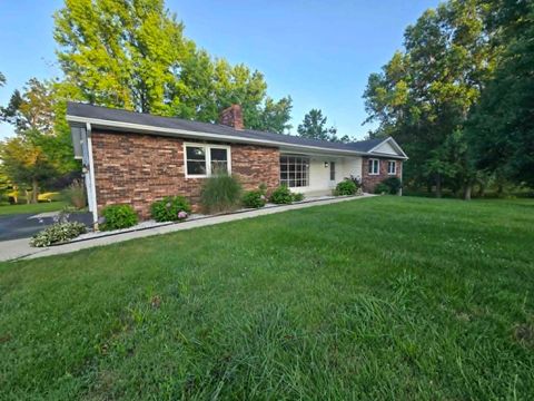 Tiny photo for 15680 N Cooks Drive, Mt Vernon, IL 62864 (MLS # 12690376)