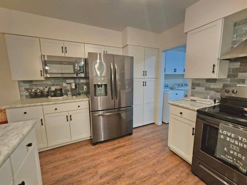 Tiny photo for 15680 N Cooks Drive, Mt Vernon, IL 62864 (MLS # 12690376)
