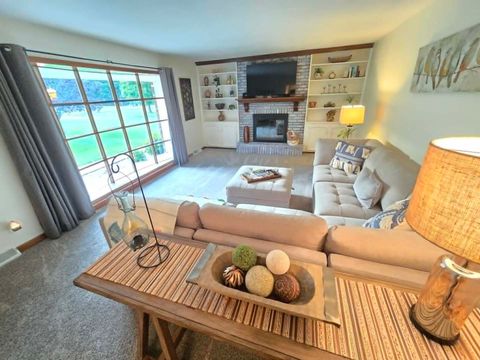 Tiny photo for 15680 N Cooks Drive, Mt Vernon, IL 62864 (MLS # 12690376)