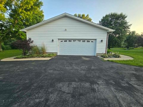 Tiny photo for 15680 N Cooks Drive, Mt Vernon, IL 62864 (MLS # 12690376)