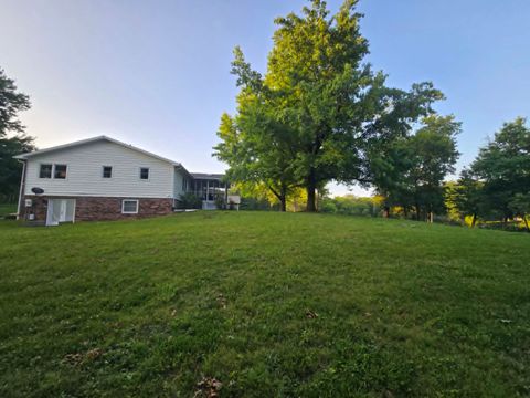 Tiny photo for 15680 N Cooks Drive, Mt Vernon, IL 62864 (MLS # 12690376)