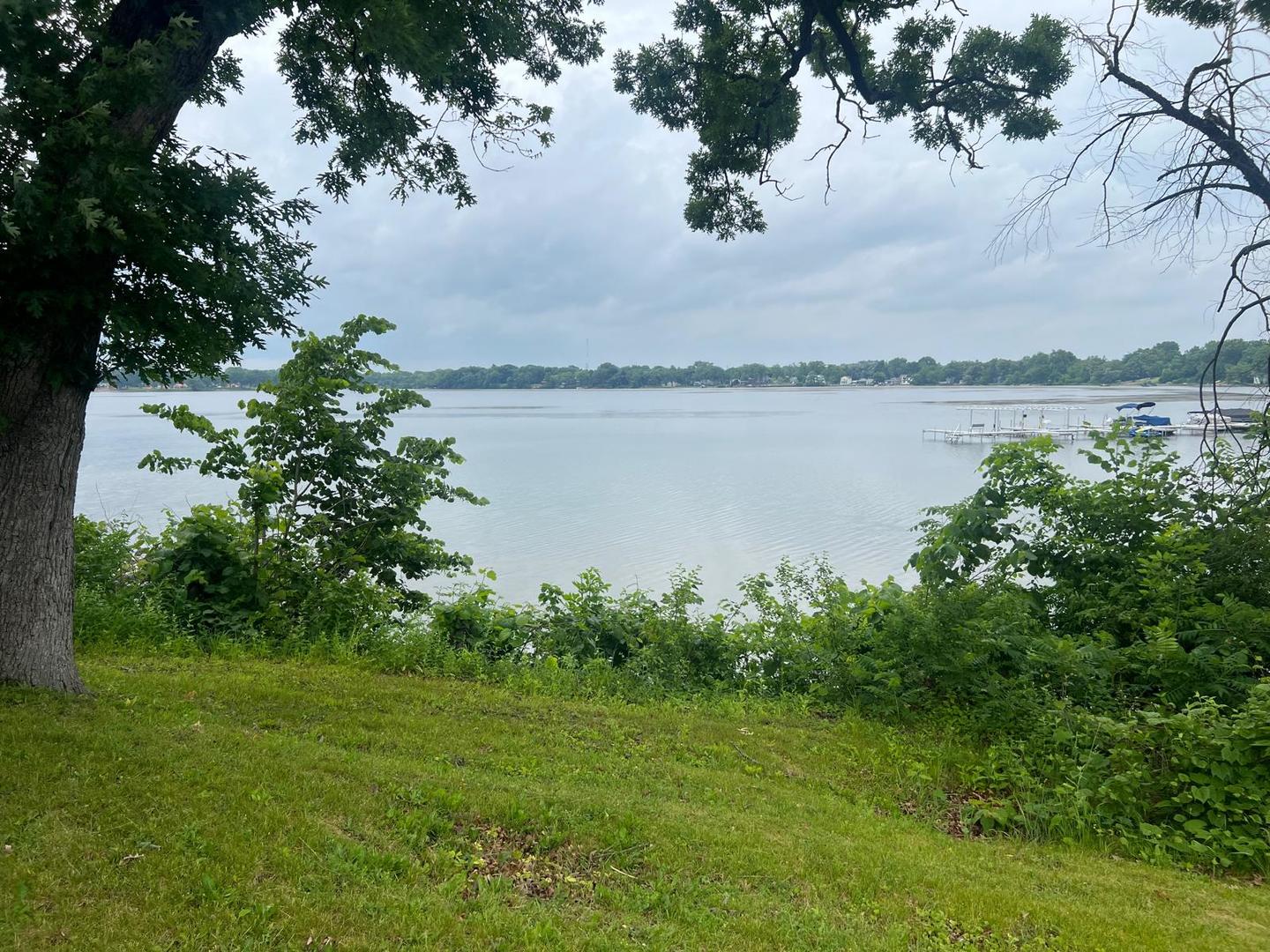 440 E Lakeshore Drive