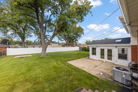 Tiny photo for 6120 W 129th Street, Palos Heights, IL 60463 (MLS # 12739651)