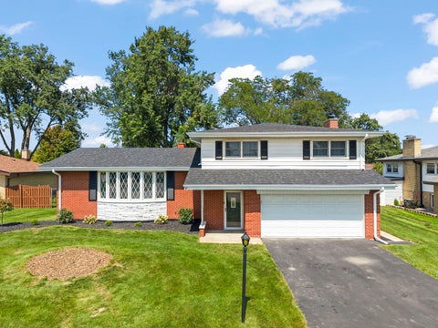 Photo of 6120 W 129th Street, Palos Heights, IL 60463 (MLS # 12739651)