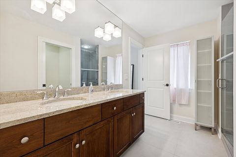 Tiny photo for 355 W FIRST Avenue, Elmhurst, IL 60126 (MLS # 12486329)