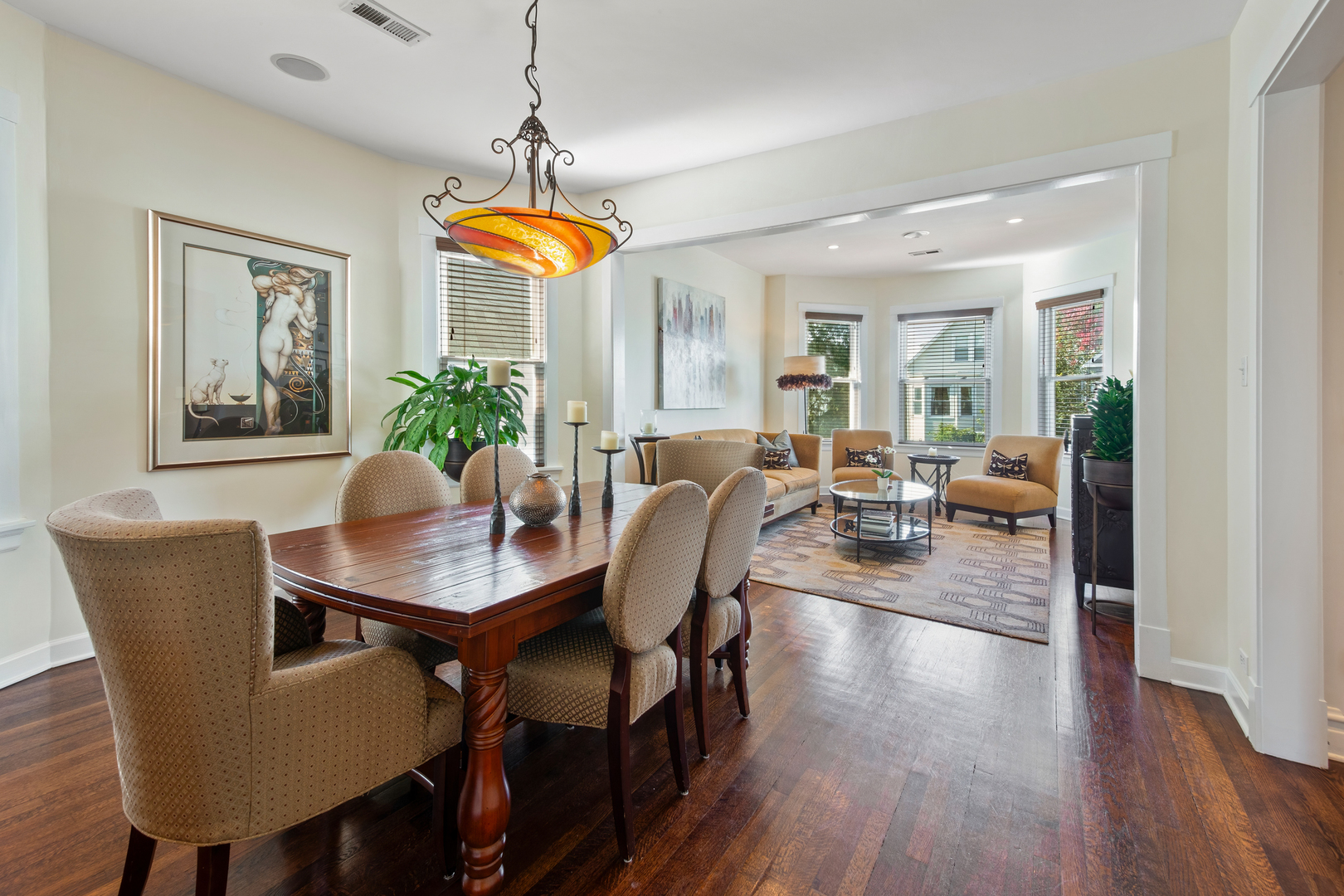 5147 N Claremont Avenue