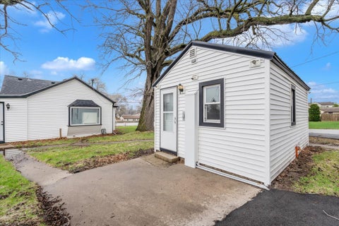 Tiny photo for 602 2nd Street W, Andalusia, IL 61232 (MLS # 12607506)