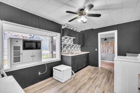 Tiny photo for 602 2nd Street W, Andalusia, IL 61232 (MLS # 12607506)