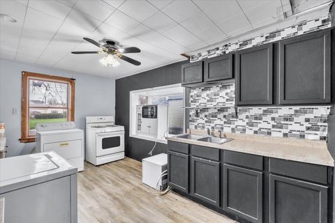 Tiny photo for 602 2nd Street W, Andalusia, IL 61232 (MLS # 12607506)