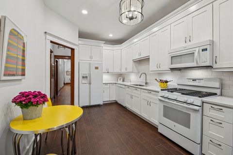 Tiny photo for 3826 N FREMONT Street #1N, Chicago, IL 60613 (MLS # 12483222)
