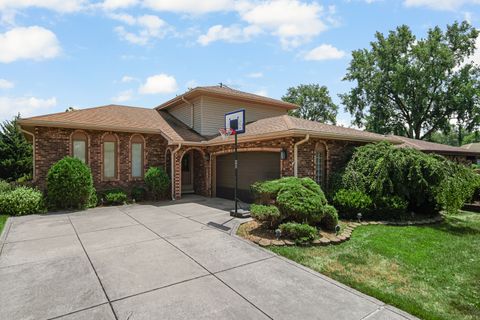 Tiny photo for 18443 Maple Street, Lansing, IL 60438 (MLS # 12460064)