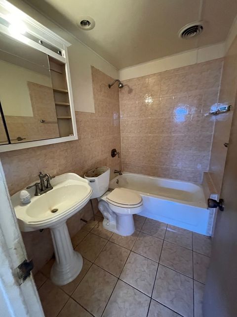 Tiny photo for 5229 W Greenleaf Street, Skokie, IL 60077 (MLS # 12578440)