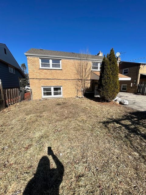 Tiny photo for 5229 W Greenleaf Street, Skokie, IL 60077 (MLS # 12578440)