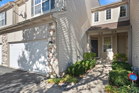 Photo of 820 Amelia Court #820, Grayslake, IL 60030 (MLS # 12499407) Photo of 820 Amelia Court #820, Grayslake, IL 60030 (MLS # 12499407)