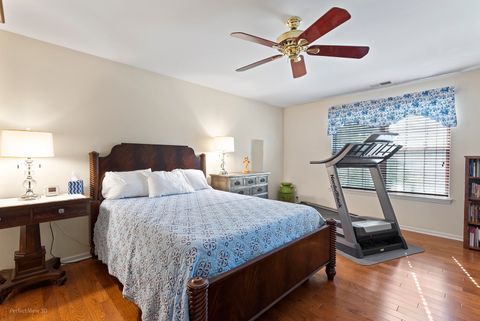 Tiny photo for 820 Amelia Court #820, Grayslake, IL 60030 (MLS # 12499407)